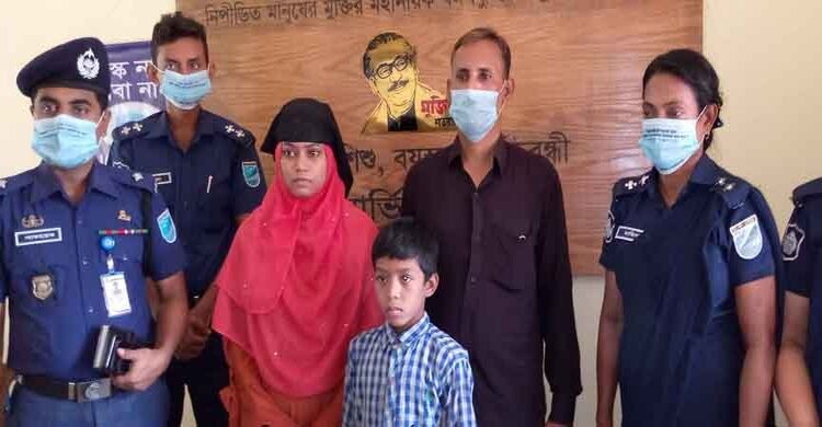 হারিয়ে যাওয়া অপূর্ব ফিরে পেলো বাবা মায়ের কোল